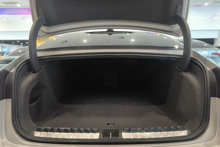 Used Nio ET7 2022 75 kWh Trunk