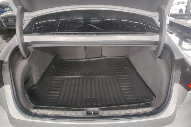 Used Nio ET7 2022 100kWh First Edition Trunk