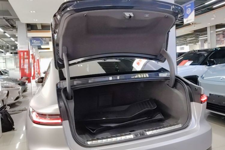 Used Nio ET7 2022 100kWh First Edition Trunk