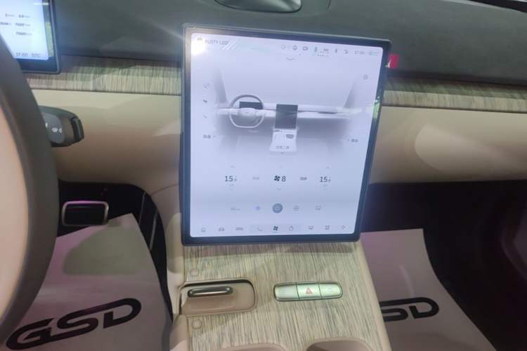 Used Nio ET7 2022 75 kWh Audio And AC Panel