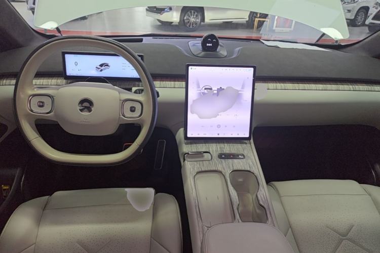 Used Nio ET7 2022 100kWh First Edition Center Console
