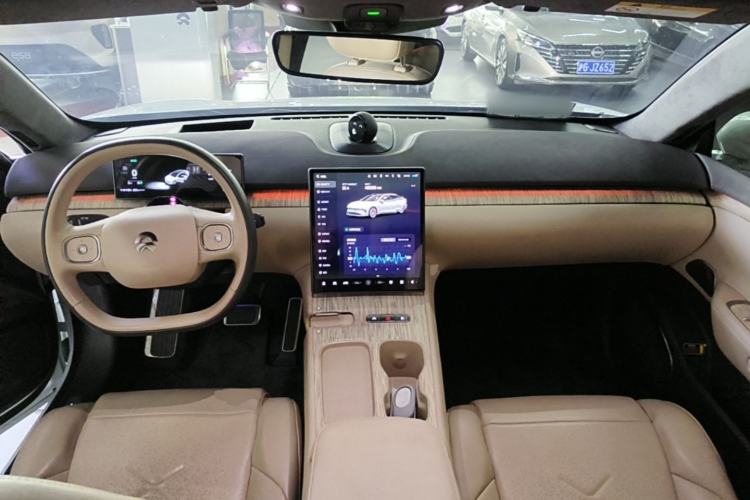 Used Nio ET7 2022 100kWh First Edition Center Console