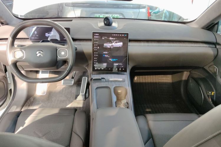 Used Nio ET7 2022 100kWh First Edition Center Console