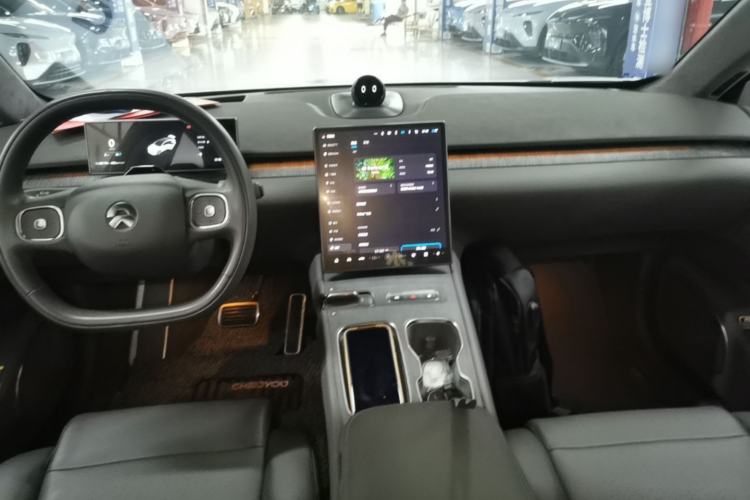 Used Nio ET7 2022 100kWh First Edition Center Console
