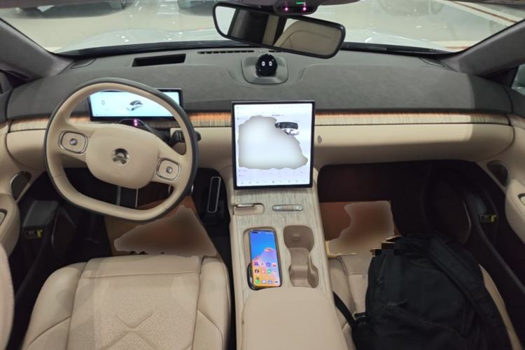 Used Nio ET7 2022 100kWh First Edition Center Console
