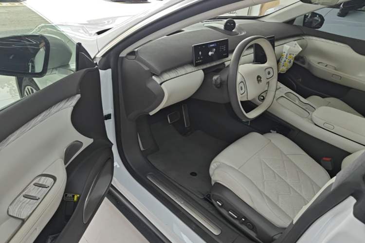 Used Nio ET7 2022 100kWh First Edition Driver Seat
