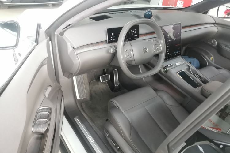 Used Nio ET7 2022 75 kWh Driver Seat