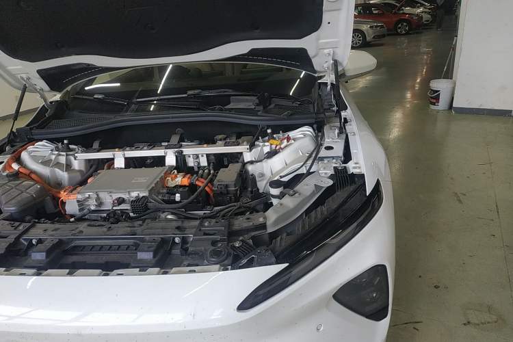 Used Nio ET7 2022 100kWh First Edition Engine Bay Left