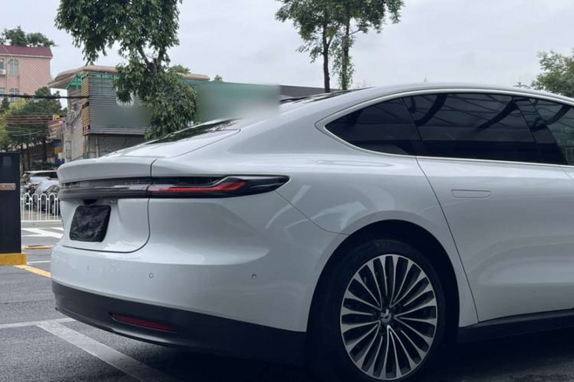 Used Nio ET7 2022 100kWh First Edition Exterior 11