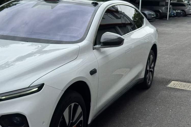 Used Nio ET7 2022 75 kWh Exterior 3