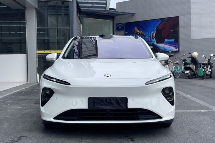 Used Nio ET7 2022 100kWh First Edition Exterior 8