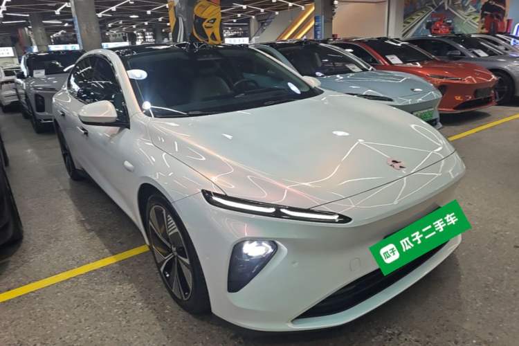 Used Nio ET7 2022 100 kWh Front Right 45 Deg