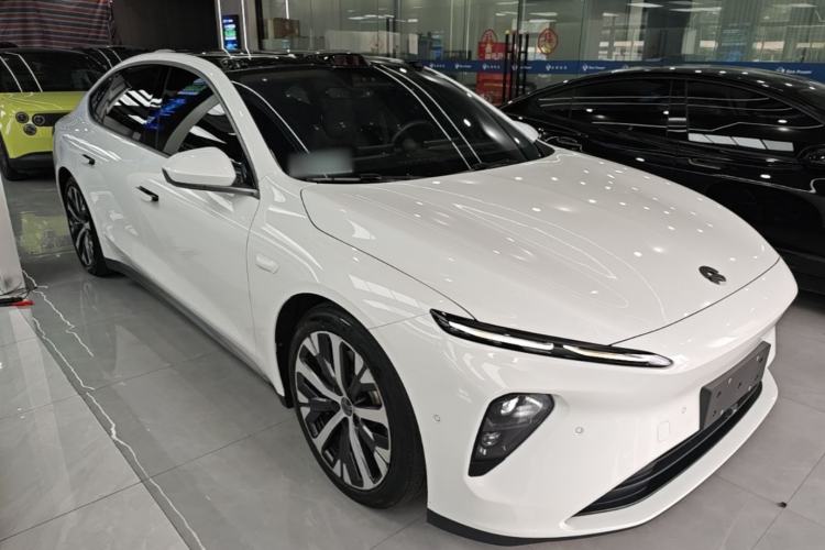 Used Nio ET7 2022 100kWh First Edition Front Right 45 Deg