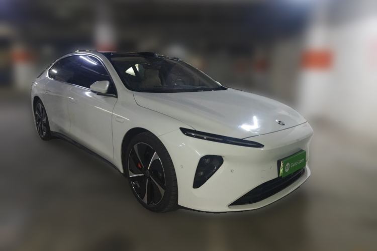 Used Nio ET7 2022 100kWh First Edition Front Right 45 Deg