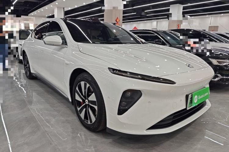 Used Nio ET7 2022 75 kWh Front Right 45 Deg