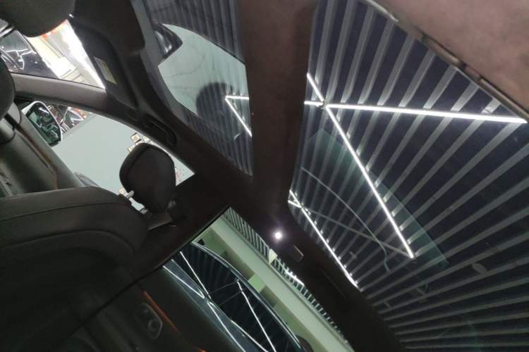 Used Nio ET7 2022 75 kWh Headliner