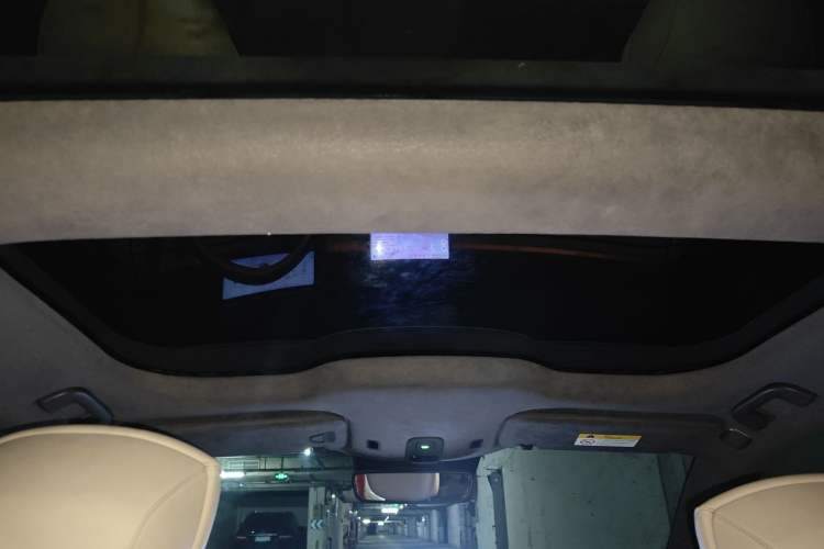 Used Nio ET7 2022 75 kWh Headliner