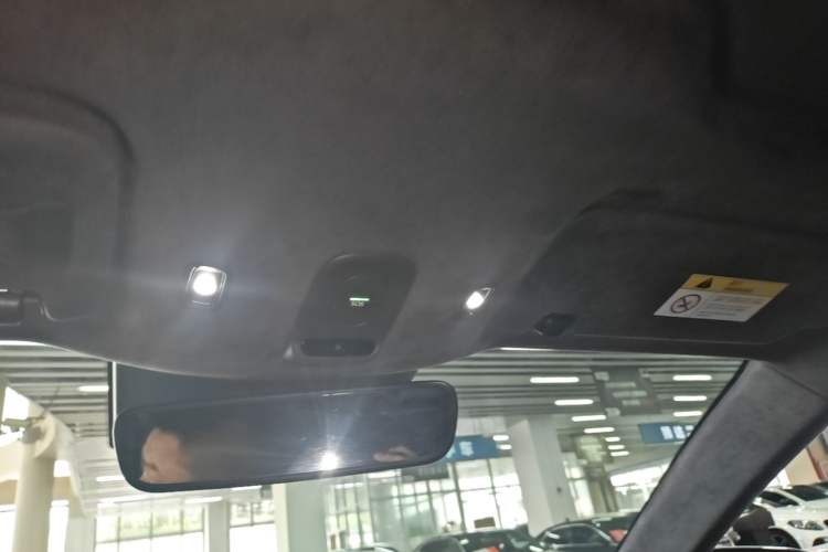 Used Nio ET7 2022 100kWh First Edition Headliner
