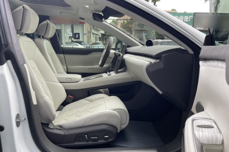 Used Nio ET7 2022 100kWh First Edition Interior 10