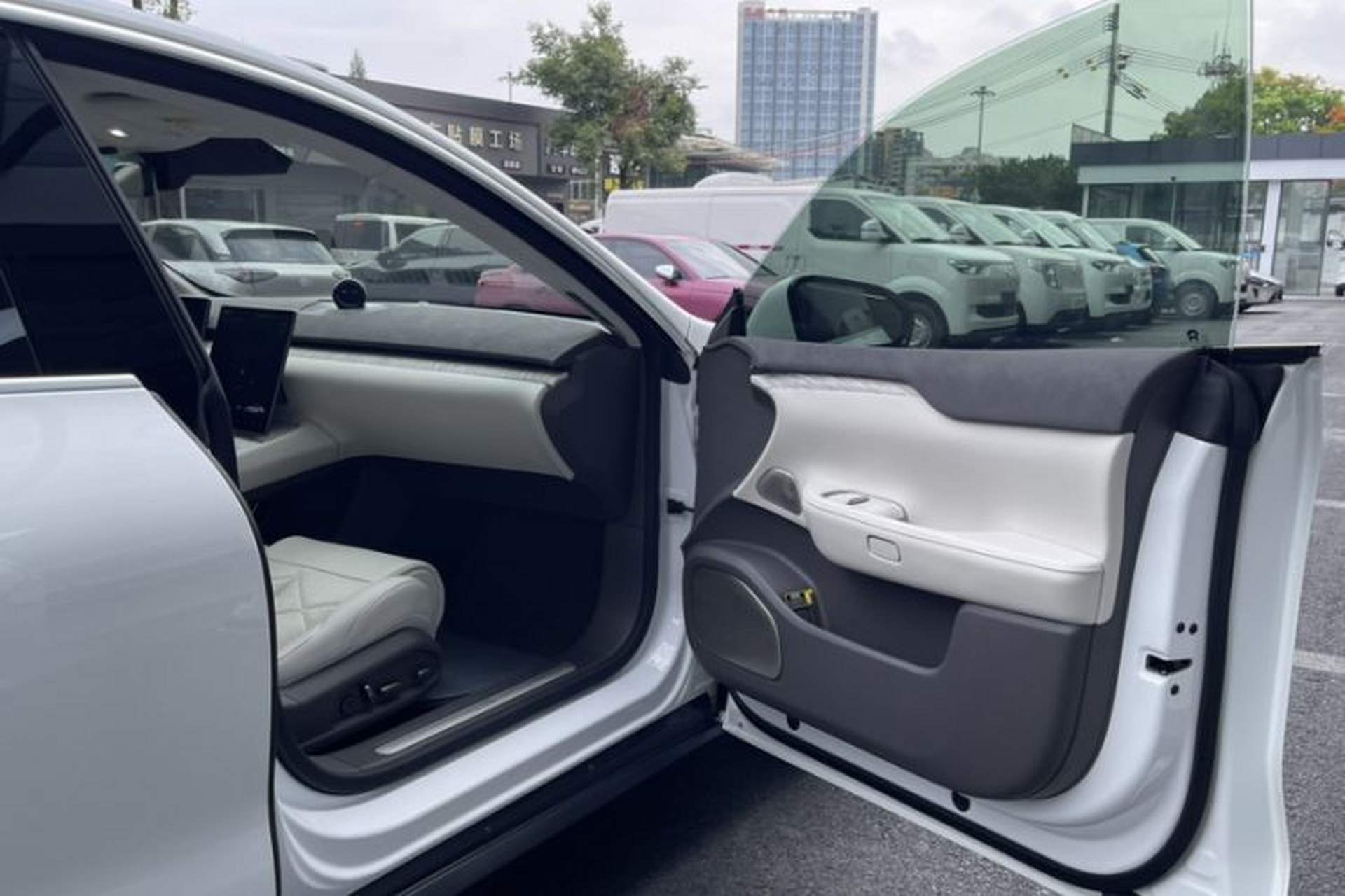 Used Nio ET7 2022 100kWh First Edition Interior 11