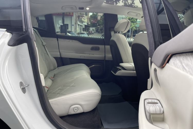 Used Nio ET7 2022 100kWh First Edition Interior 12