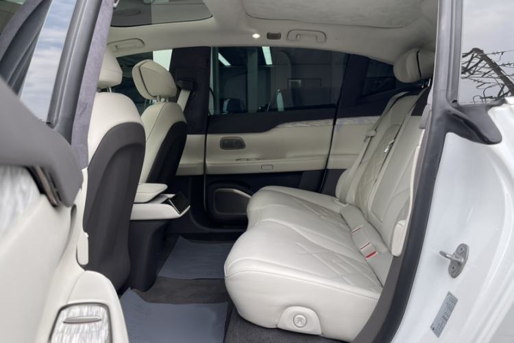 Used Nio ET7 2022 100kWh First Edition Interior 3
