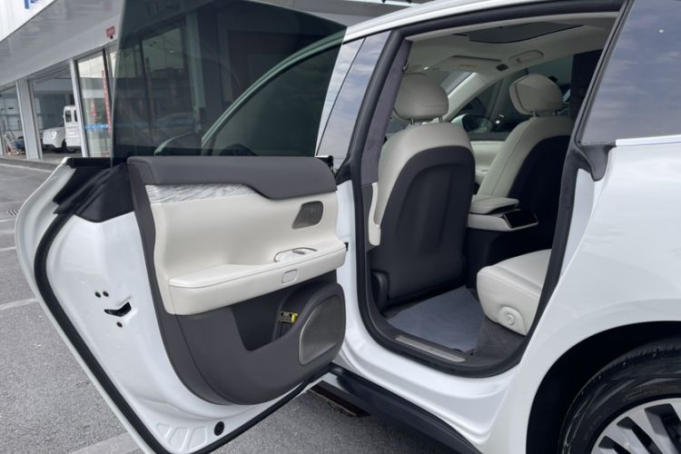 Used Nio ET7 2022 100kWh First Edition Interior 9