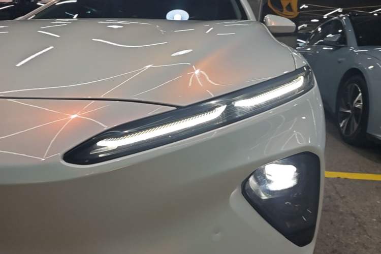 Used Nio ET7 2022 100 kWh Left Front Headlight
