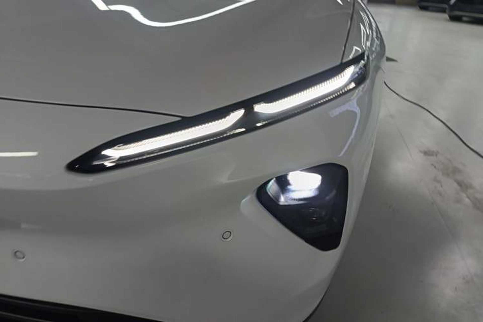 Used Nio ET7 2022 75 kWh Left Front Headlight