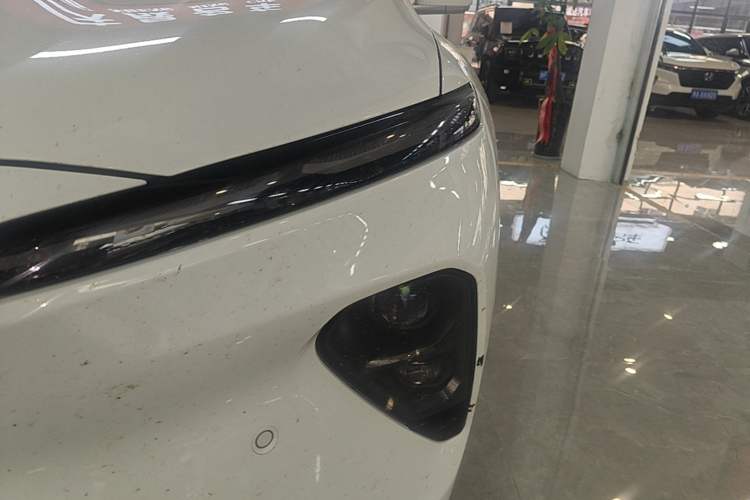 Used Nio ET7 2022 75 kWh Left Front Headlight