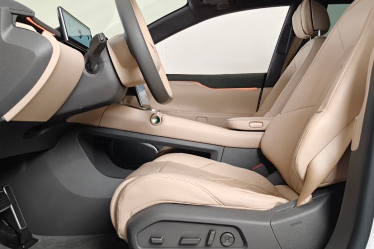 Used Nio ET7 2022 100kWh First Edition Left Front Seat