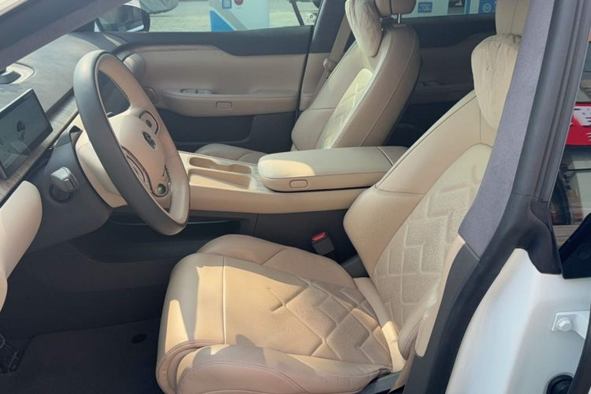 Used Nio ET7 2022 100kWh First Edition Left Front Seat