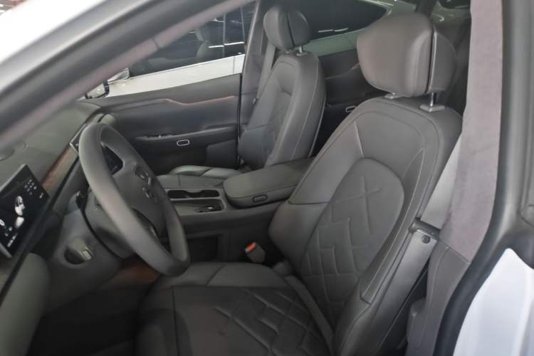 Used Nio ET7 2022 100kWh First Edition Left Front Seat