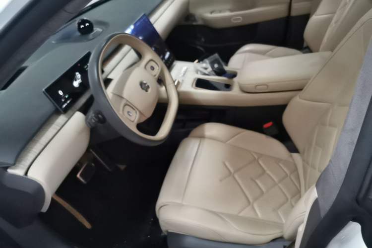 Used Nio ET7 2022 100kWh First Edition Left Front Seat
