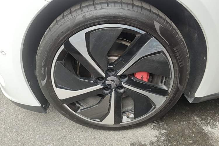 Used Nio ET7 2022 100kWh First Edition Left Front Wheel Hub