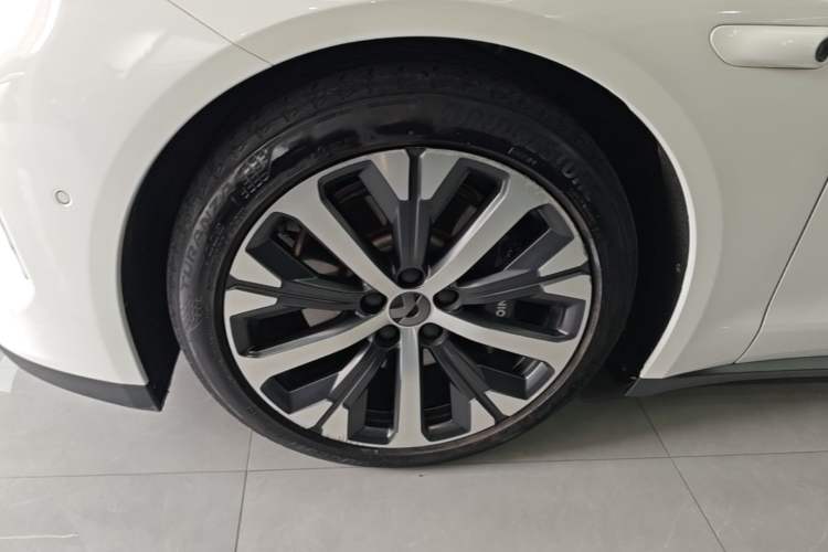 Used Nio ET7 2022 100kWh First Edition Left Front Wheel Hub