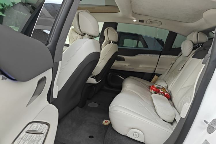 Used Nio ET7 2022 100kWh First Edition Left Rear Seat