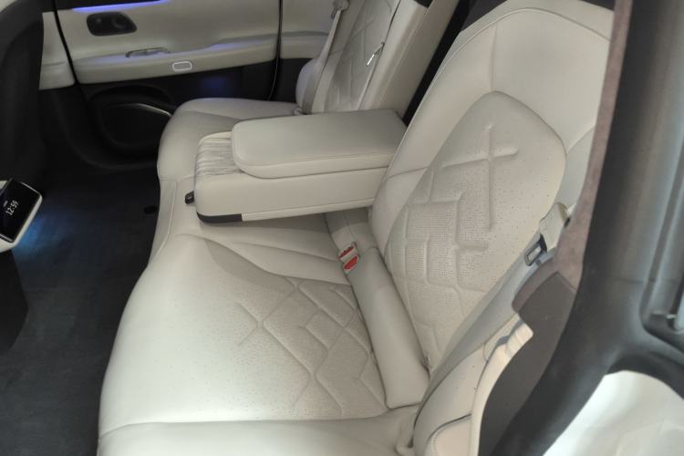 Used Nio ET7 2022 100kWh First Edition Left Rear Seat