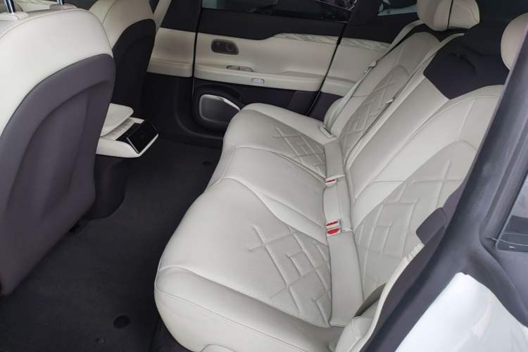Used Nio ET7 2022 100kWh First Edition Left Rear Seat