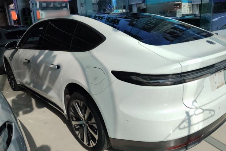 Used Nio ET7 2022 100kWh First Edition Left Side
