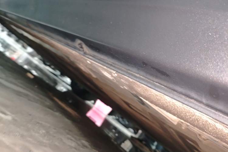 Used Nio ET7 2022 75 kWh Left Side Sill