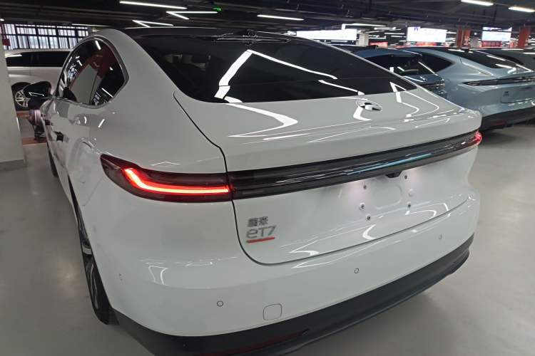 Used Nio ET7 2022 75 kWh Rear Left 45 Deg