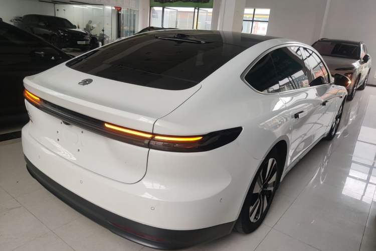 Used Nio ET7 2022 75 kWh Rear Right 45 Deg