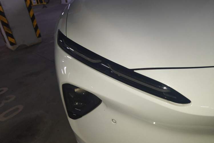Used Nio ET7 2022 100kWh First Edition Right Front Headlight