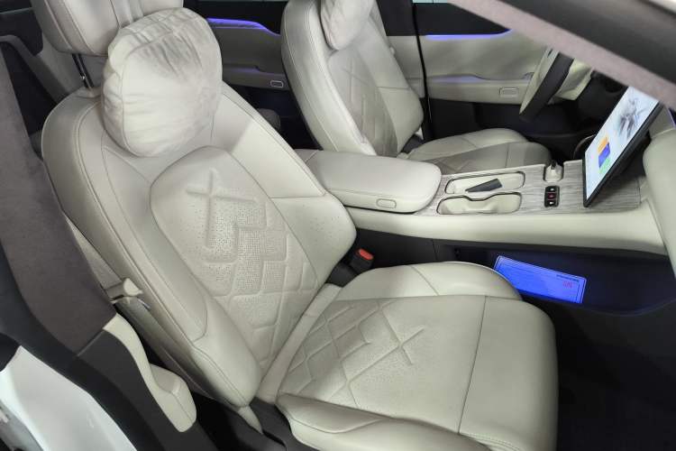 Used Nio ET7 2022 100kWh First Edition Right Front Seat
