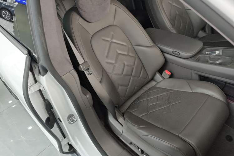 Used Nio ET7 2022 100kWh First Edition Right Front Seat
