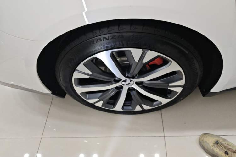 Used Nio ET7 2022 100kWh First Edition Right Rear Wheel Hub