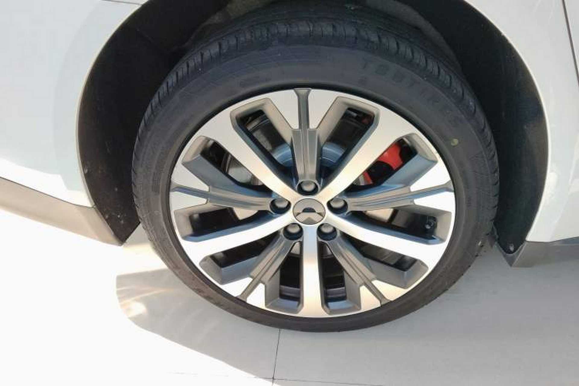 Used Nio ET7 2022 100kWh First Edition Right Rear Wheel Hub