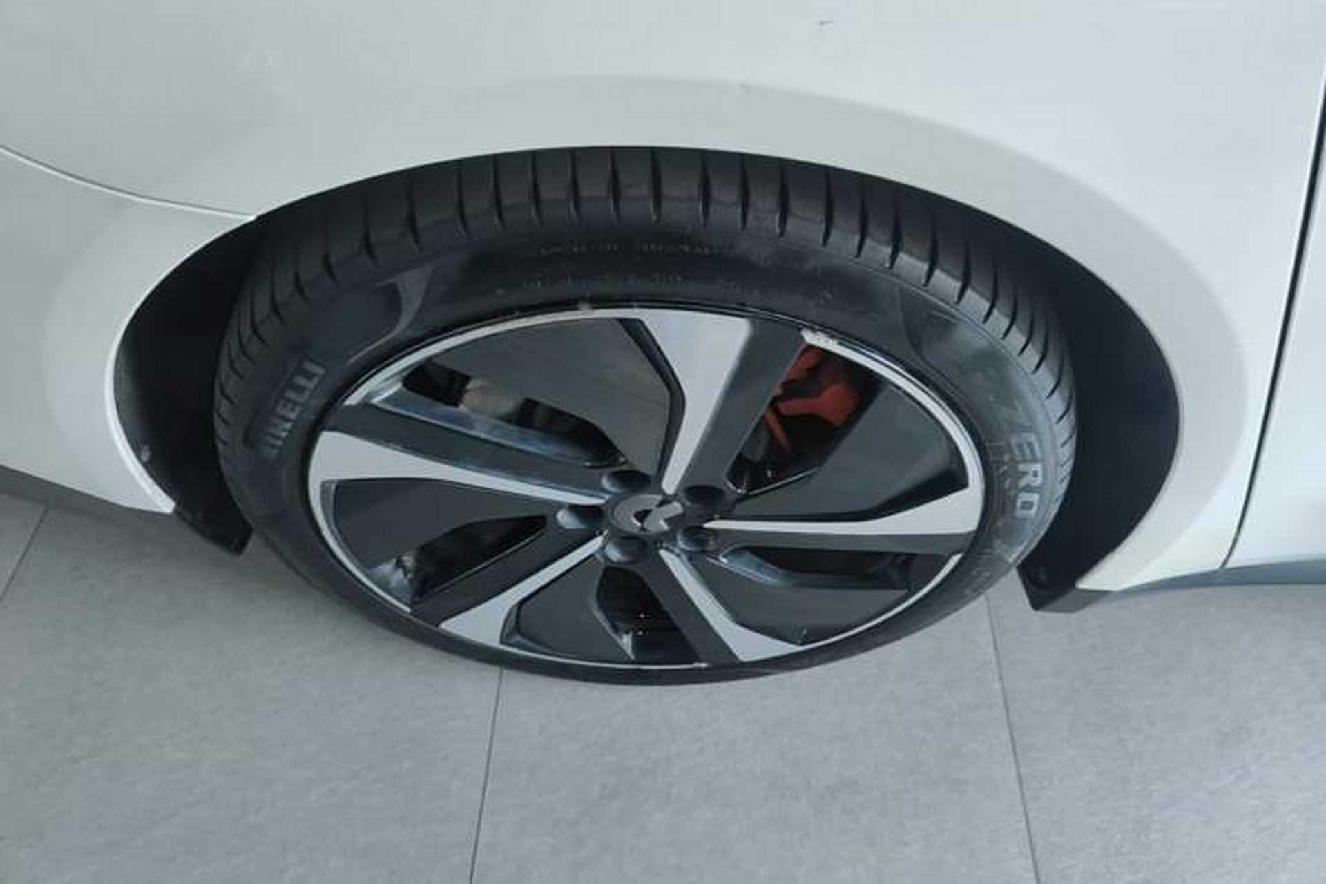 Used Nio ET7 2022 100kWh First Edition Right Rear Wheel Hub
