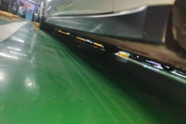 Used Nio ET7 2022 100kWh First Edition Right Side Sill